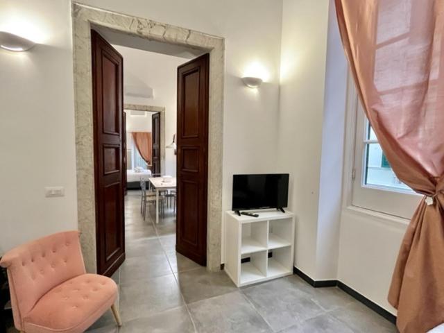 Happy Family Apartments U Papaviou Генуя Экстерьер фото